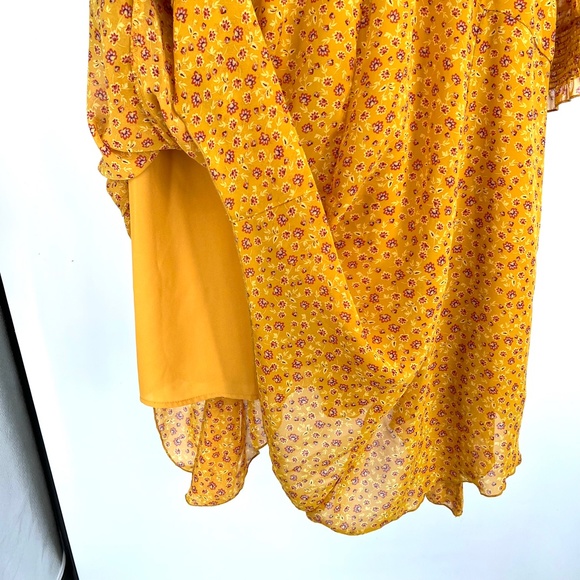 🚫SOLD!NWOT |•TIME AND TRU•| Pretty Boho Asymmetrical Floral Dress - Picture 5 of 9